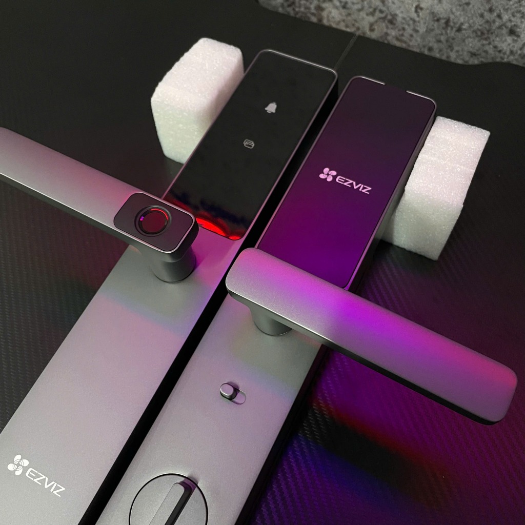 Khóa Vân Tay EZVIZ DL05, Dùng Cho Cửa Gỗ, Nhiều Cách Mở Khóa, Tích Hợp Chuông Cửa, Kết Nối Với Camera EZVIZ 8